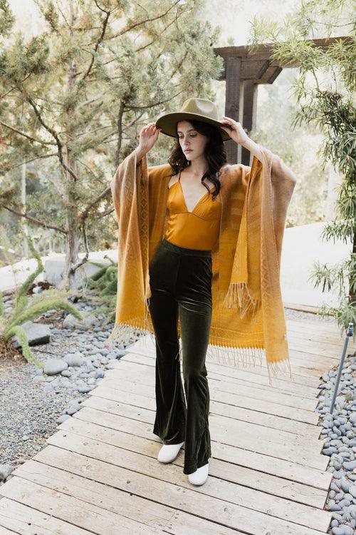 Bohemian Style Color Blend Tassel Serape - Zoter Shop